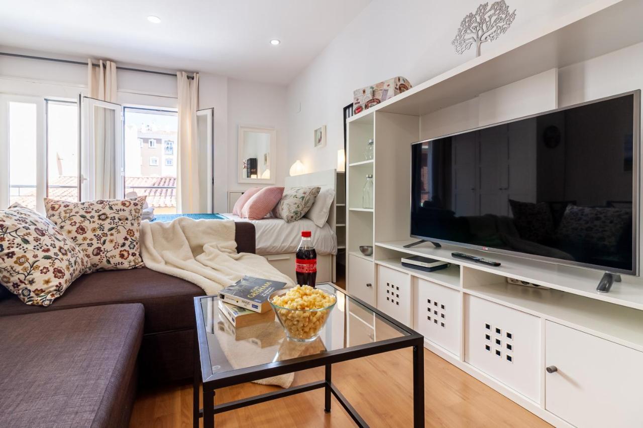 Sea & Wave Adela Boutique Apartment مالقة المظهر الخارجي الصورة